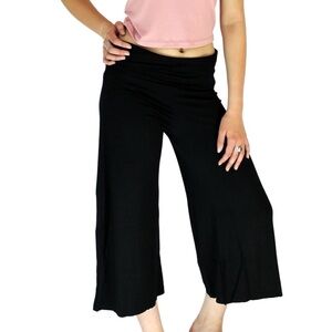 OM GROWN Black Vancouver Capri Gaucho Wide Leg Crop Pants Yoga Size S/M